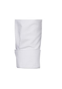 Cuff di camicia in cotone bianco con una texture liscia, caratterizzato da un orlo piegato e dettagli di cucitura puliti. Design semplice e classico.