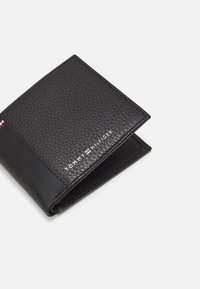 Tommy Hilfiger TRANSIT MINI - Peněženka - black