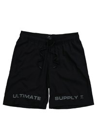 Shorts de bain noirs avec une taille élastique, un cordon de serrage, et un texte gris indiquant "ULTIMATE" et "SUPPLY π" sur les côtés. Texture de tissu lisse.