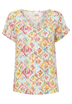 Multikleurige blouse met korte mouwen en een V-hals, voorzien van een abstract diamondpatroon in roze, geel en turquoise op een lichtblauwe achtergrond.