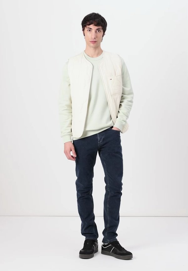 SCANTON SLIM - Jeans Tapered Fit2