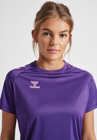 Hummel XK CORE POLY - T-shirts print - acai