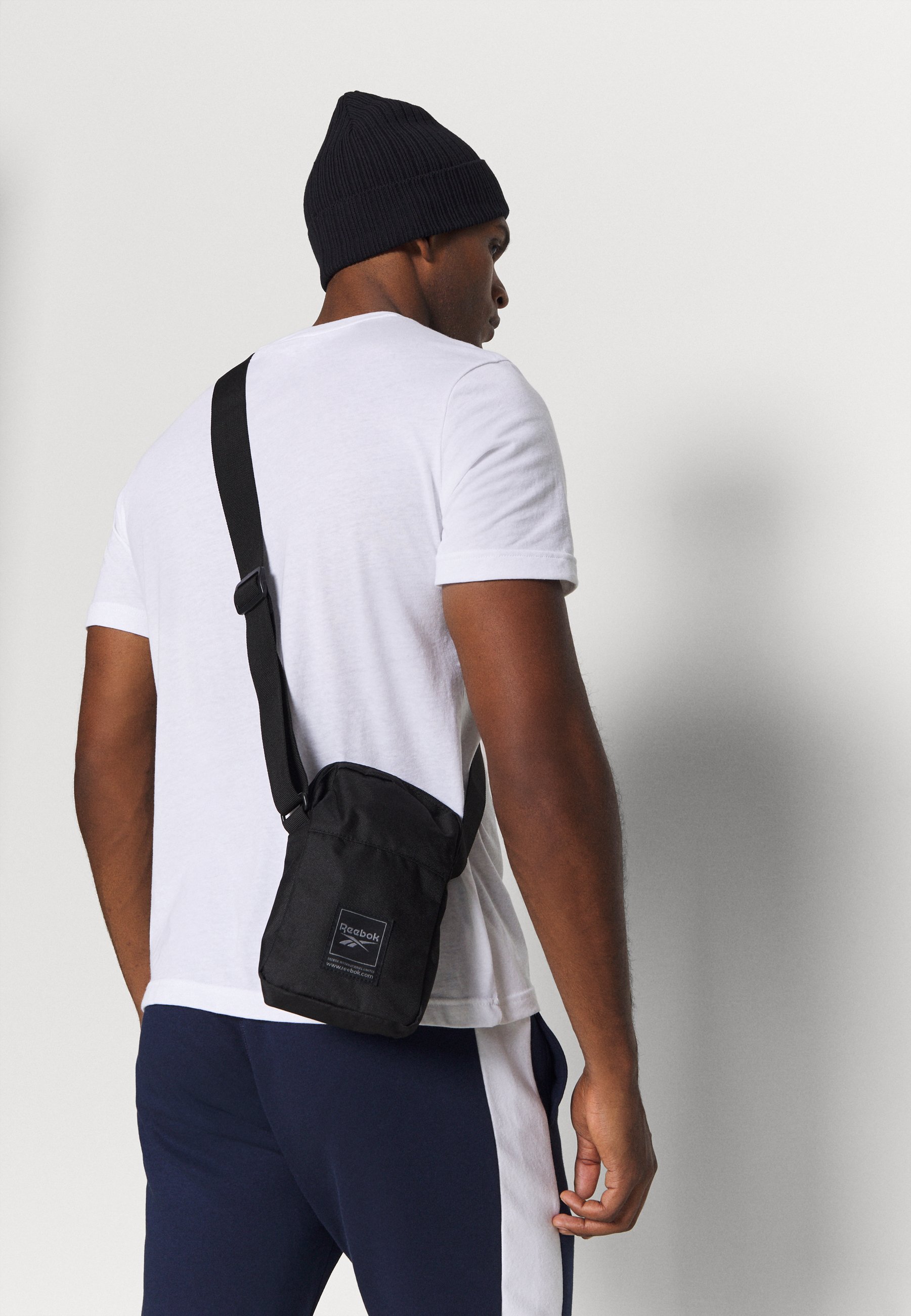 reebok le u city bag