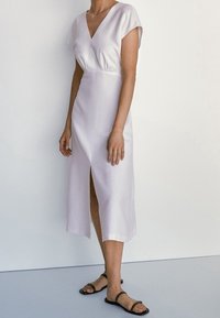 Massimo Dutti Sukienka z dżerseju
