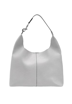 Jasnoszara skórzana torebka na ramię z pojedynczym czarnym paskiem i srebrną klamrą, z minimalnym przeszyciem pośrodku.