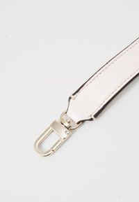 Guess CARLY GIRLFRIEND SATCHEL - Borsa a mano - stone