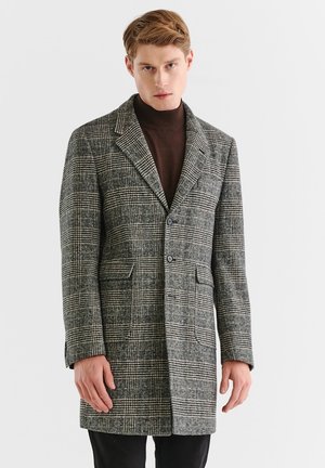 Szary płaszcz w kratę z mieszanki wełny, z wyprofilowanym kołnierzem, dwiema kieszeniami z przodu, dwoma guzikami oraz dopasowanym krojem.