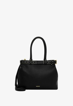 Bolso de mano de cuero negro con superficie texturizada, asas cortas y una correa con tachuelas. Presenta herrajes en tono dorado y marca en la parte inferior.