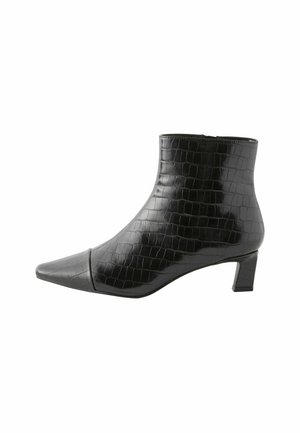 FOREVER COMFORT CHISEL TOE - Classic ankle boots - black crocodile effect