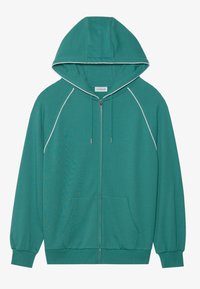 Sudadera con cremallera en color verde azulado, con capucha ajustable, diseño de mangas raglán, acentos en blanco a lo largo de las costuras y dos bolsillos frontales. Textura de tela suave.