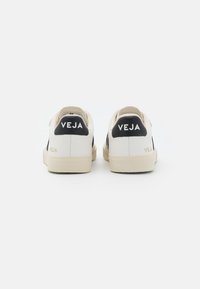 Veja RECIFE LOGO - Sapatilhas - extra white/black