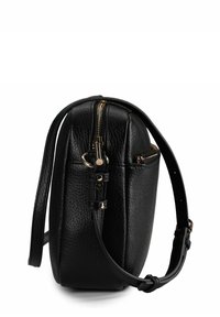 Schwarze Lederhandtasche mit strukturierter Oberfläche, Reißverschluss und verstellbarem Riemen. Mit metallischen Hardware-Akzenten und schlankem Profil.