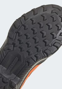 Adidas Terrex Hikingschuh - impact orange/core black/coral fusion