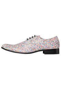 Multicolored patterned leather shoe with a pointed toe, lace-up design, and a low black block heel. Textured surface with varied colors.