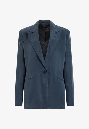 Donkerblauwe blazer van gladde stof, met één knoopsluiting, spitse revers en twee voorkruiszakken. Gevoerde binnenkant met minimale details.