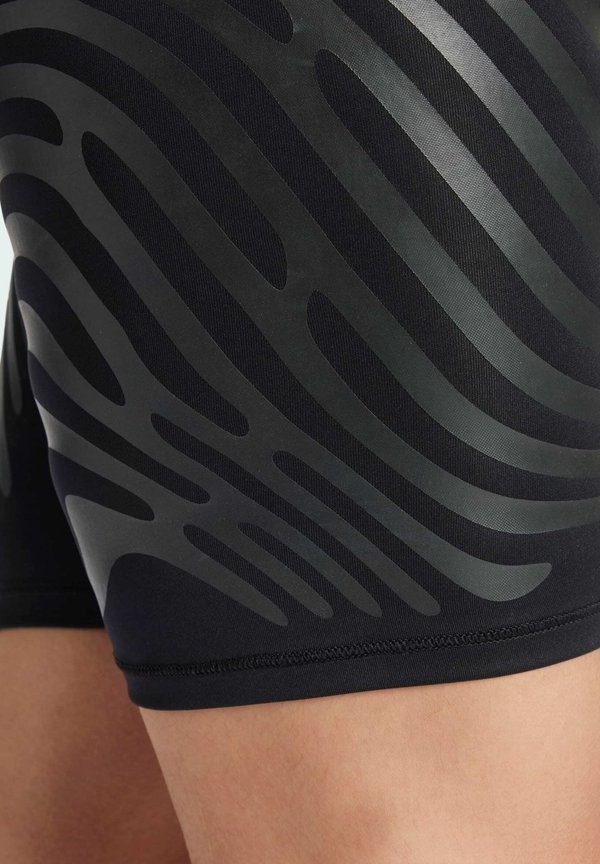 ADIZERO CONTROL SHORT - Leggings4