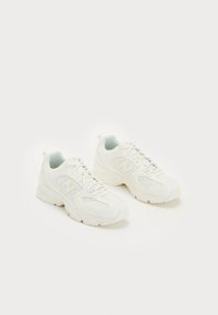 New Balance - U530 POLKA DOT - Sneakers - off white Miniaturebillede 1
