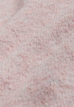 Weiches rosa gestricktes Material mit einer strukturierten Oberfläche und subtilen Farbnuancen, das ein gemütliches und leichtes Erscheinungsbild präsentiert.