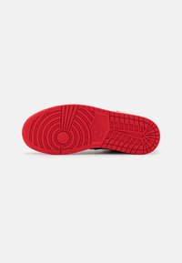Jordan AIR JORDAN 1 MID - Sneakers alte - black/cement grey/fire red/white