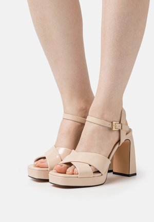 Buffalo, Sandales à talons hauts - off-white