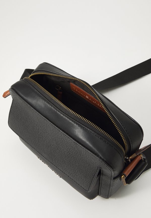 CASUAL - Cross body bag2