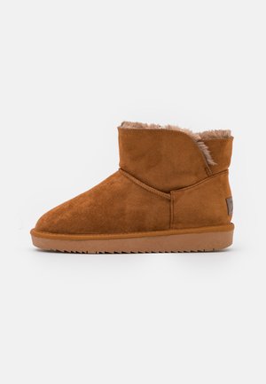 XTI Boots à talons - camel