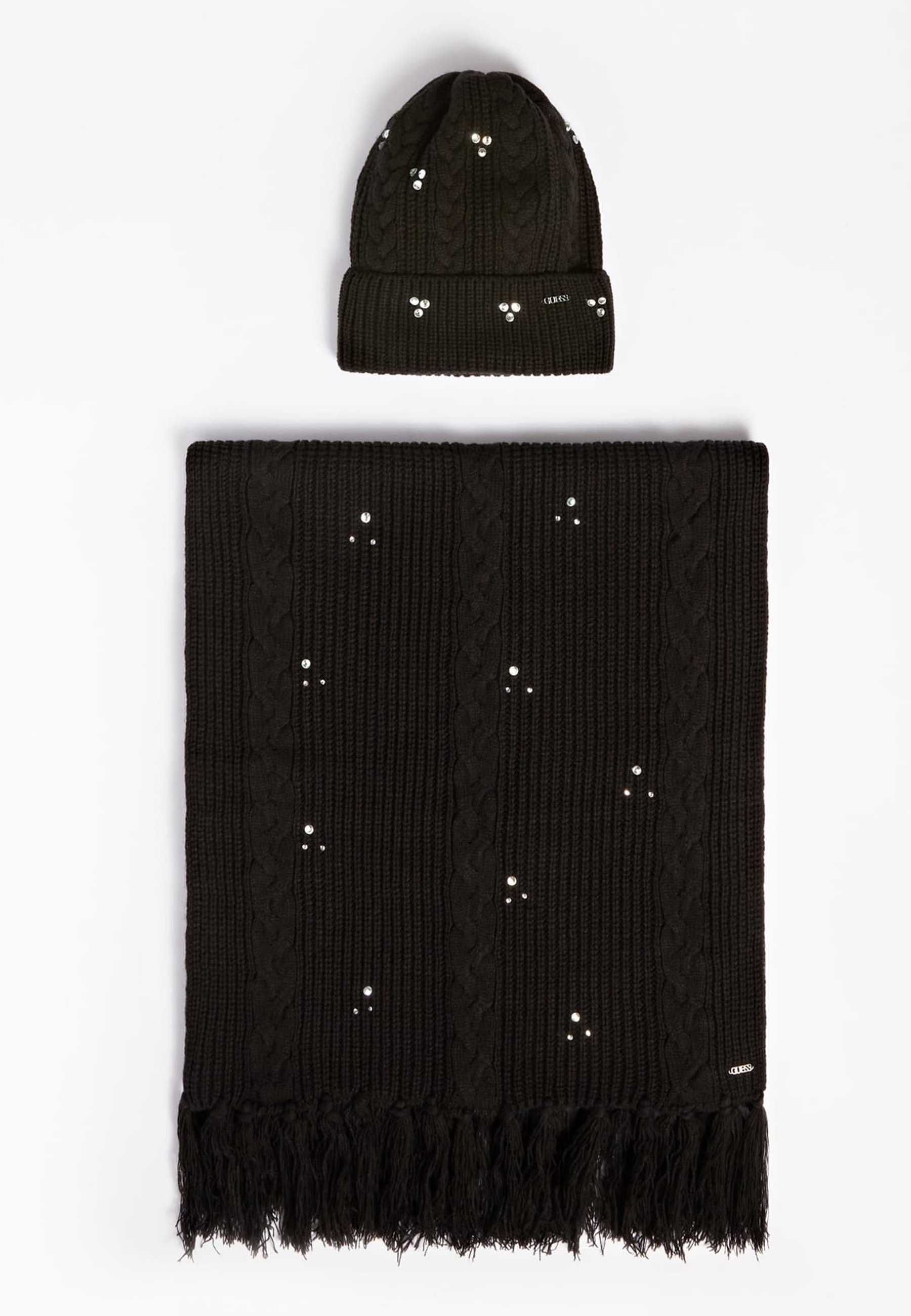 مستنقع عرجاء توصيه cappello e sciarpe guess coordinate - siprofitness.com