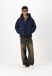 Jack & Jones JJWORLD  granatowy