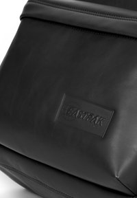 Eastpak PADDED PAK'R - Zaino - blackauthleathr