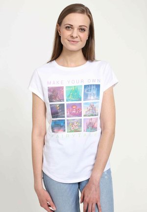 DISNEY PRINCESSES CASTLES IN DISNEY PRINCESS MOVIES - T-shirt con stampa - white