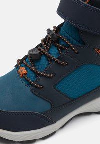 Keen SKUA WP UNISEX - Snowboot/Winterstiefel - sky captain/gold flame
