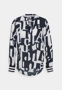 Emily van den Bergh Bluzka