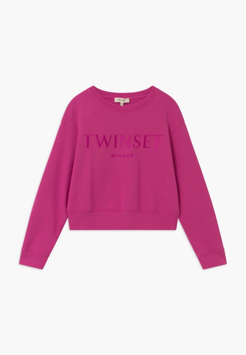 Sweat-shirt court fuchsia à manches longues, présentant le texte embossé "TWINSET MILANO" à l'avant. Tissu doux avec une texture lisse.