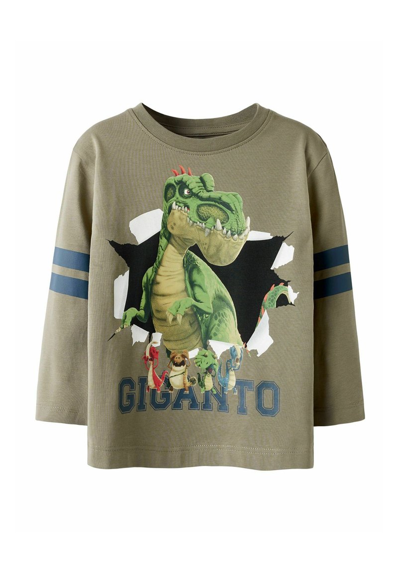 Groene langarm t-shirt met een dinosaurusschildering en de tekst "GIGANTO". Heeft blauwe strepen op de mouwen en een gestructureerd printontwerp.