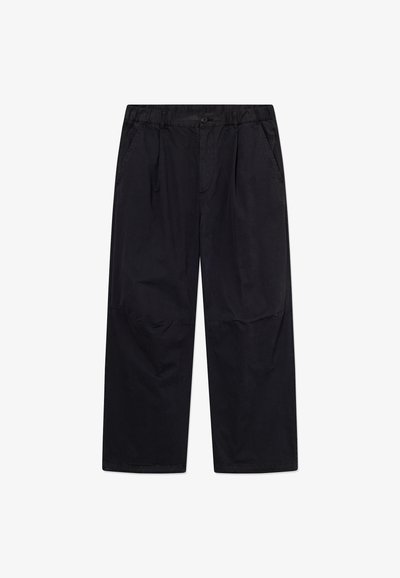 Μαύρο, παντελόνι με φαρδιά μπατζάκια, φτιαγμένο από λείο ύφασμα, με πιέτες στο μπροστινό μέρος, ελαστική μέση και πλαϊνές τσέπες. Καθημερινό σχέδιο χωρίς ορατά σχέδια.