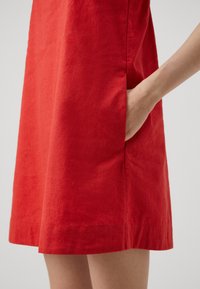 Abercrombie & Fitch TRAPEZE SKORT - Rochie de zi - rococco red