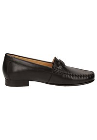 Schwarze Lederloafer mit einer abgerundeten Spitze, Steppnähten an der Vorderseite und einem kleinen Absatz. Glatte Textur mit klassischem Design.