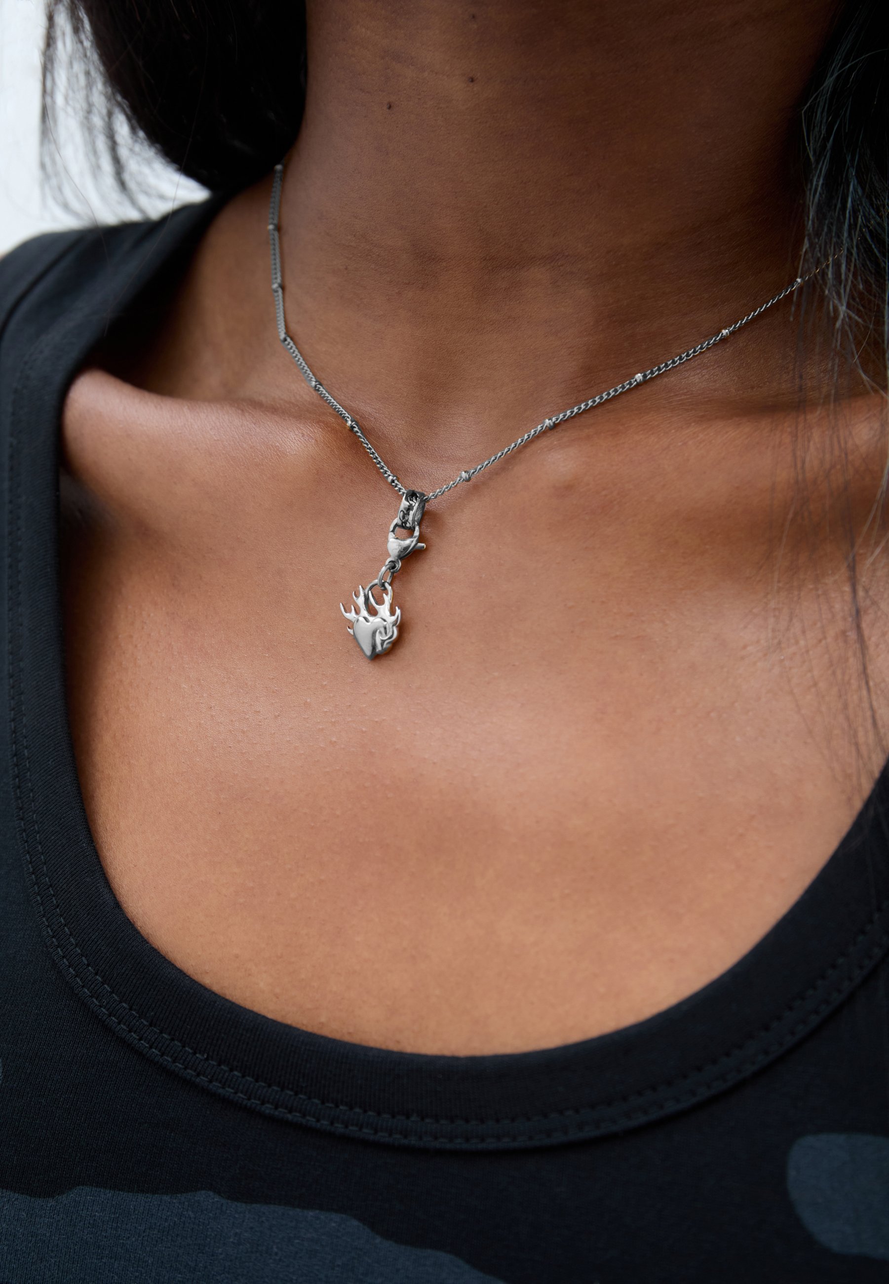 Ed Hardy MINI FLAMING HEART CHARM UNISEX - Necklace - silver
