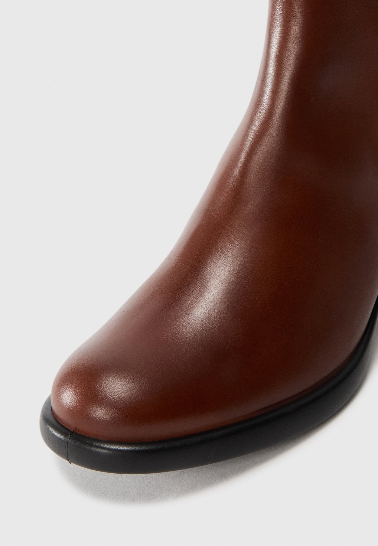 SCULPTED 35