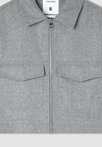 Szary wełniany żakiet z zamkiem z przodu, dwoma kieszeniami na klapki i kołnierzem, rozmiar mały, marki Terranova.