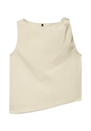 Haut sans manches beige avec un ourlet asymétrique et un détail noué à l'épaule droite, fabriqué en tissu léger.