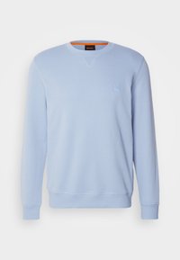 Unselected, open blue