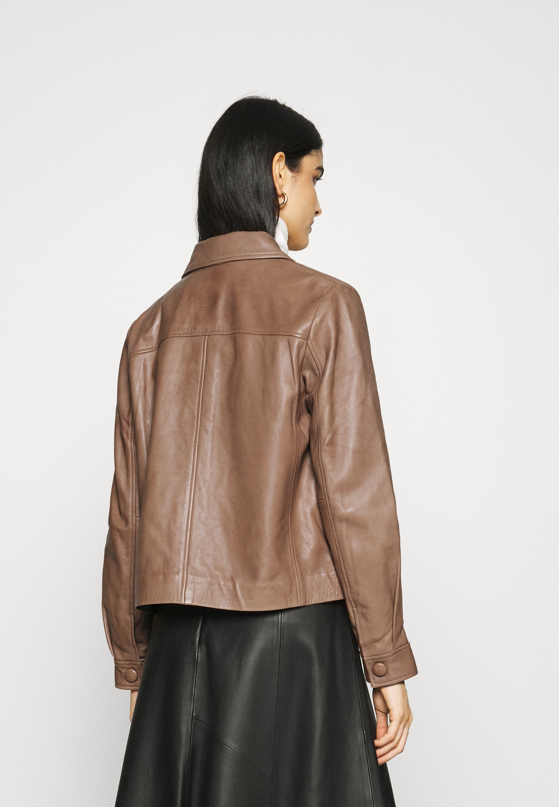 giubbotti in pelle sisley