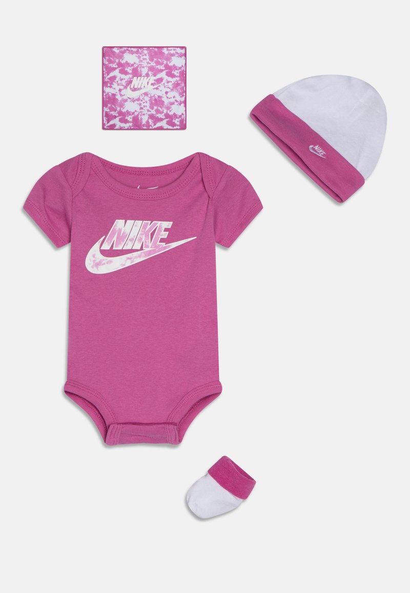 Nike Sportswear WASH BLANKET UNIPSEX SET Baby gifts active fuchsia