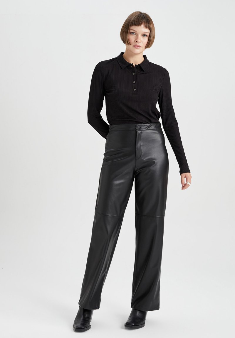 DeFacto Longsleeve zwart DeFacto Longsleeve zwart