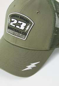 Jordan RISE TRUCKER - Kepuraitė - medium olive/cargo khaki/(sail)