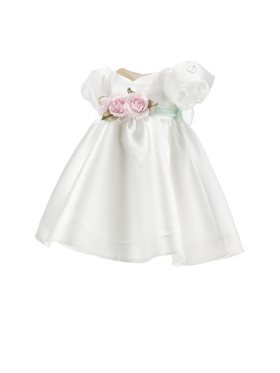 Weißes Babykleid mit Puffärmeln, mintgrünem Taillenband und drei rosa Stoffrosen auf der Vorderseite.