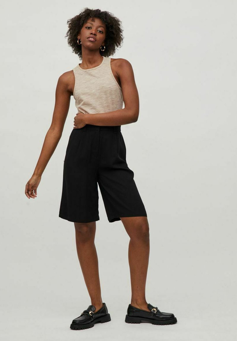 Damen Kleider | Vila LOOSE FIT Shorts black/schwarz - RW42285 Damen Kleider | Vila LOOSE FIT Shorts black/schwarz - RW42285