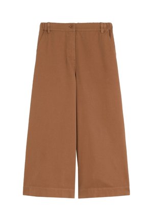 Pantaloni marroni a gamba larga e corta con passanti per cintura, bottone frontale e tasche laterali, mostrati distesi su sfondo bianco.