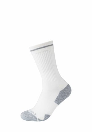 Witte sportkous met ribbelstructuur, grijze hiel- en teenaccenten, en een enkele grijze streep aan de bovenrand. Halverwege de kuit.